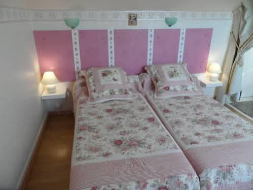 Au Repos Saint-Jean Bed and Breakfast Chinon Exteriör bild